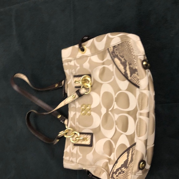 Coach Handbags - Coach hand bag